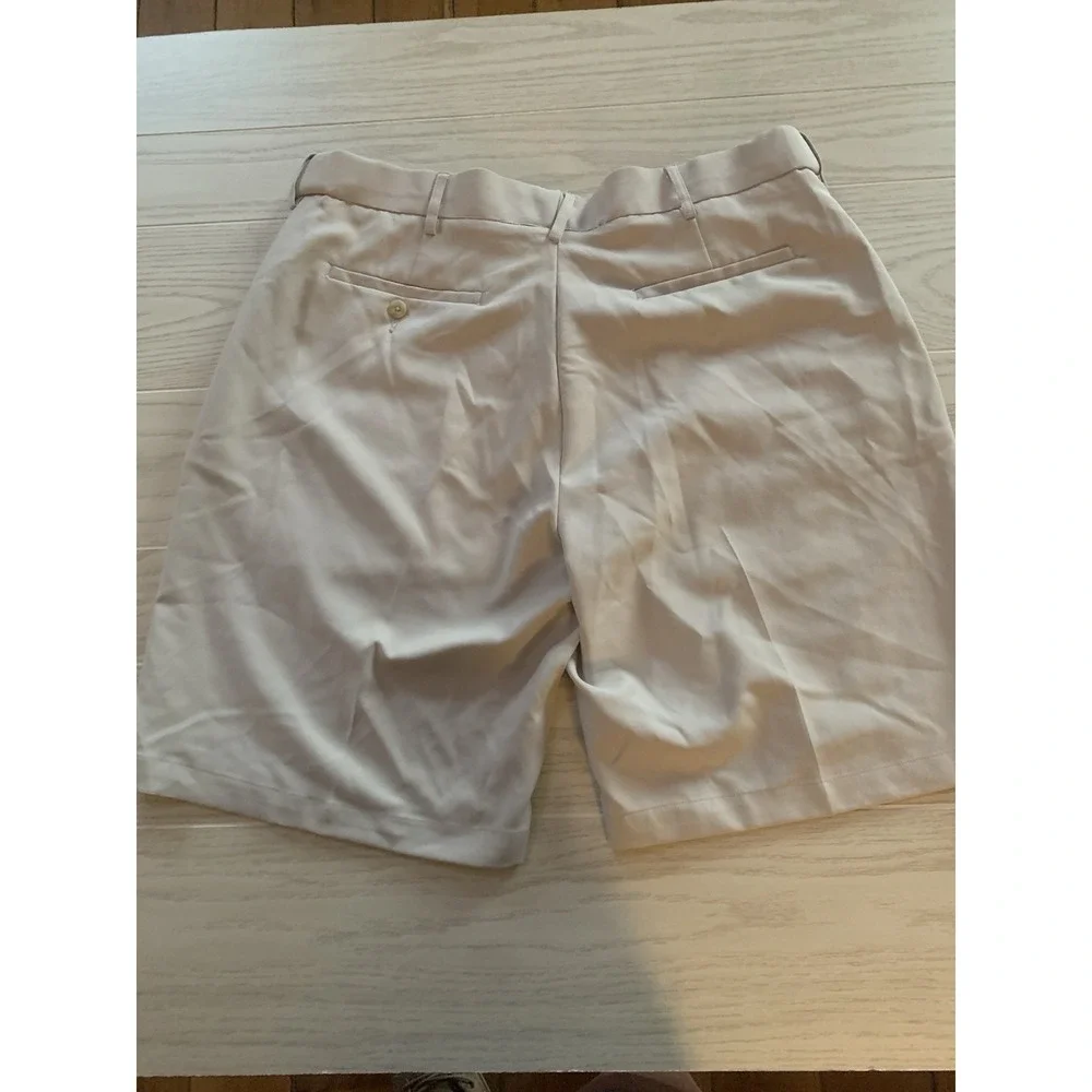 PGA Tour Shorts Mens‎ 40 Stone Flat Front  Golf Chino